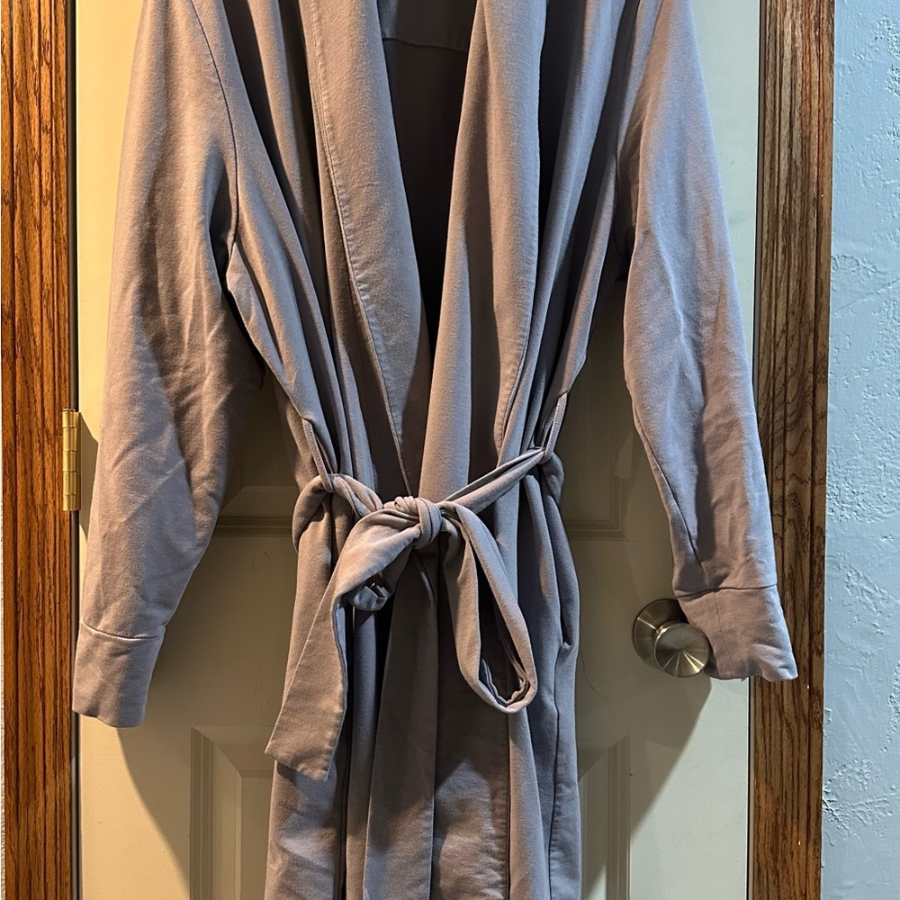 Cozy Gray Universal Standard Robe - Picture 2 of 4